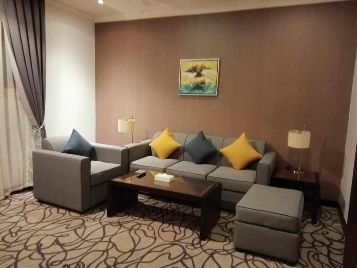 Golden Tulip Al Khobar Hotel Екстериор снимка