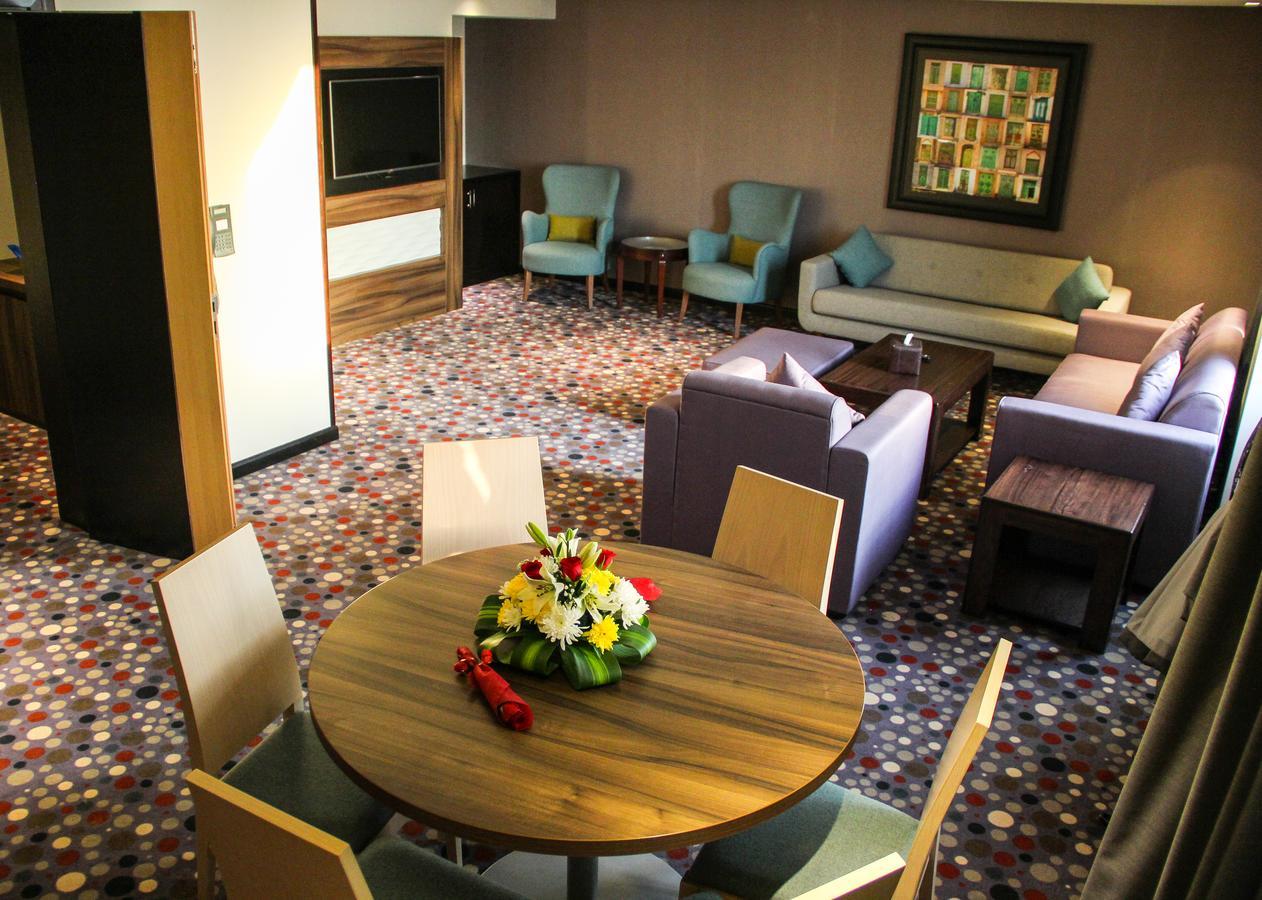 Golden Tulip Al Khobar Hotel Екстериор снимка