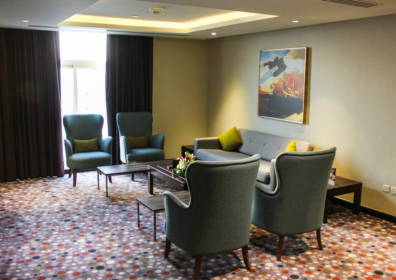 Golden Tulip Al Khobar Hotel Екстериор снимка
